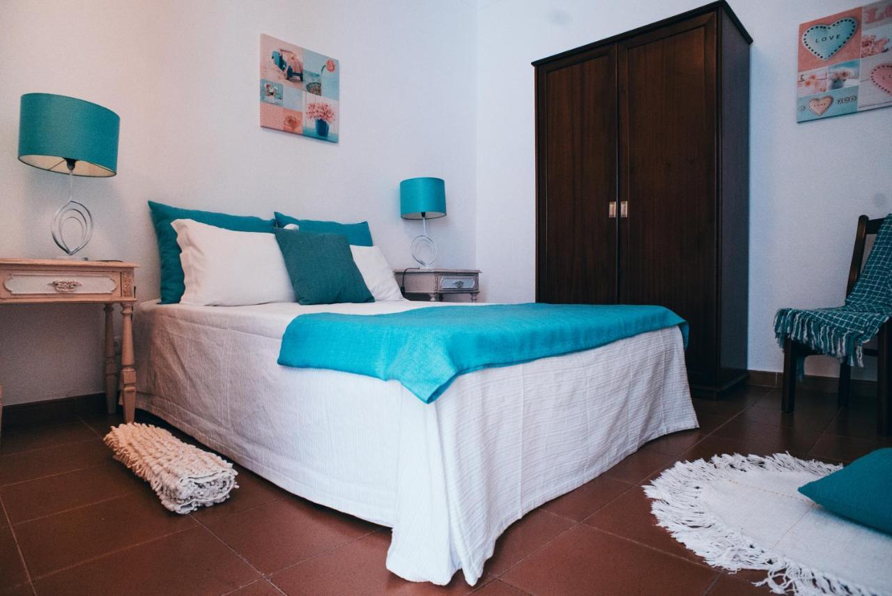 Guesthouse Da Vila Mourao Exterior photo