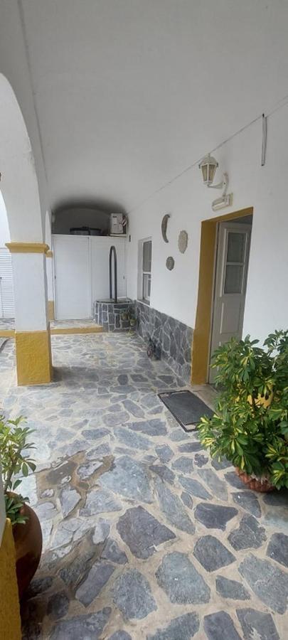 Guesthouse Da Vila Mourao Exterior photo