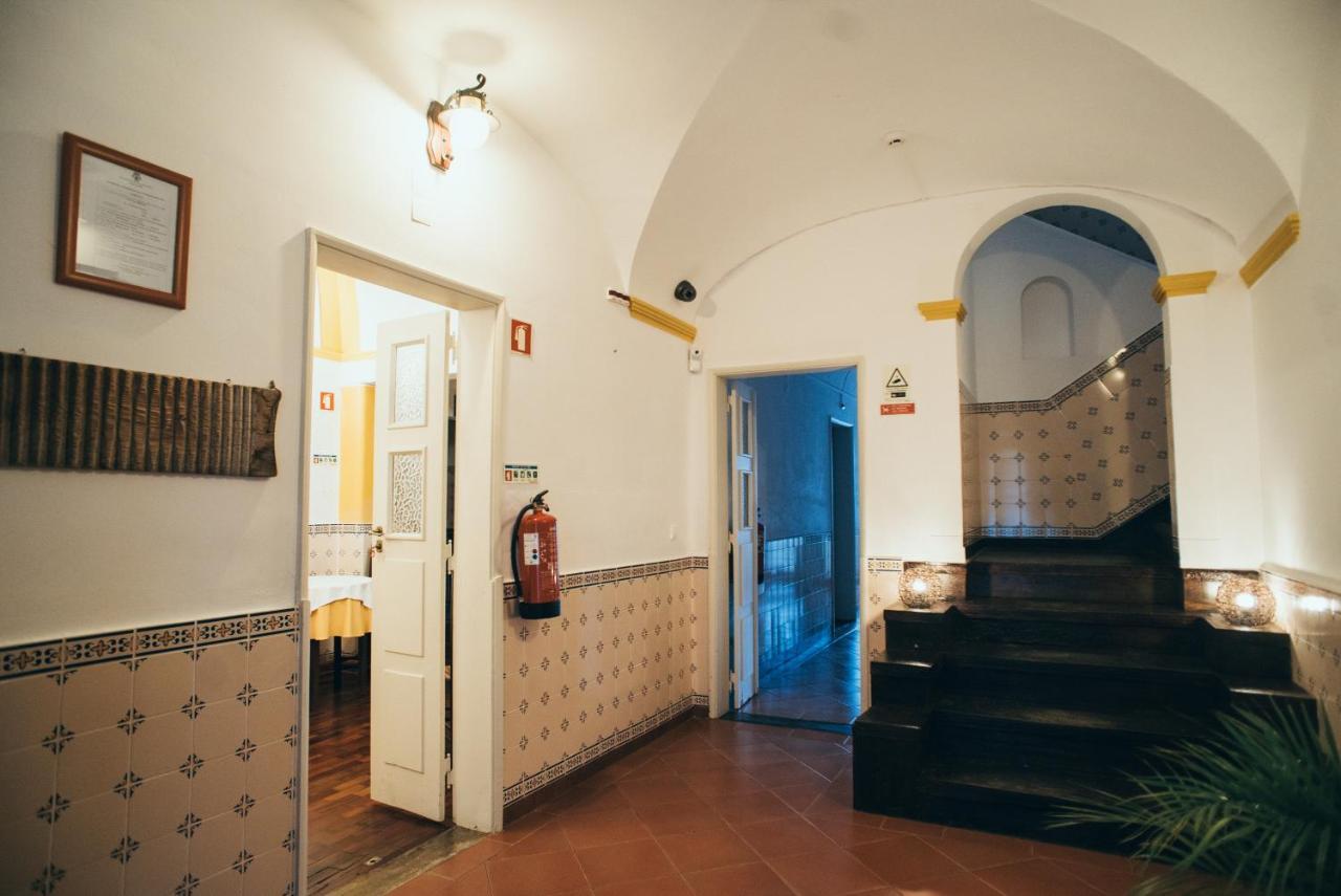 Guesthouse Da Vila Mourao Exterior photo